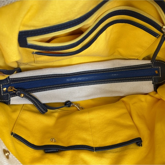 Dooney & Bourke Large Cream East West Grommet Tote Bag Shopper Handbag Purse - Picture 10 of 16